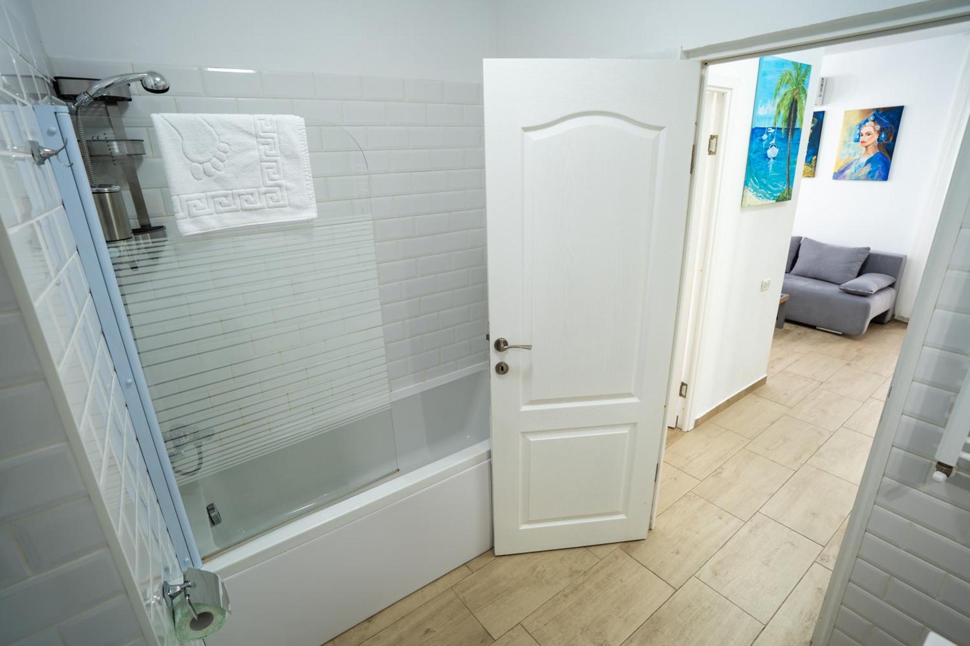 Modern & Comfortable Apartament Cismigiu Park - Pop3 Бухарест Экстерьер фото